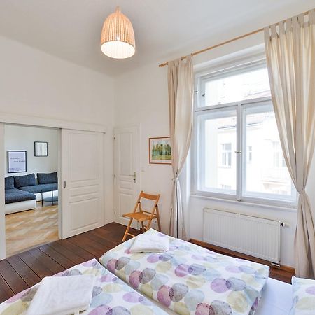 Old Town Sq. Apartment Praga Esterno foto