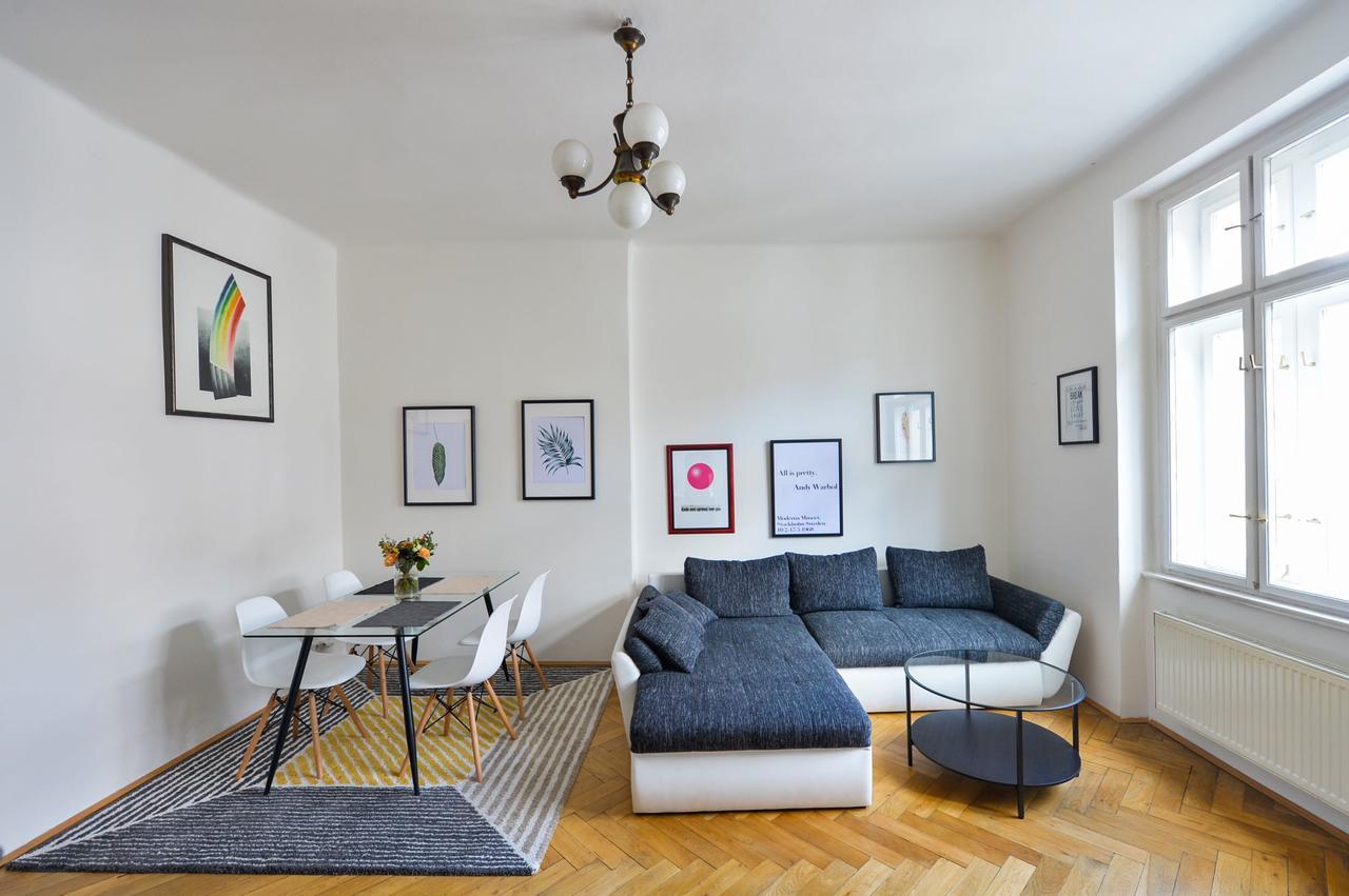 Old Town Sq. Apartment Praga Esterno foto